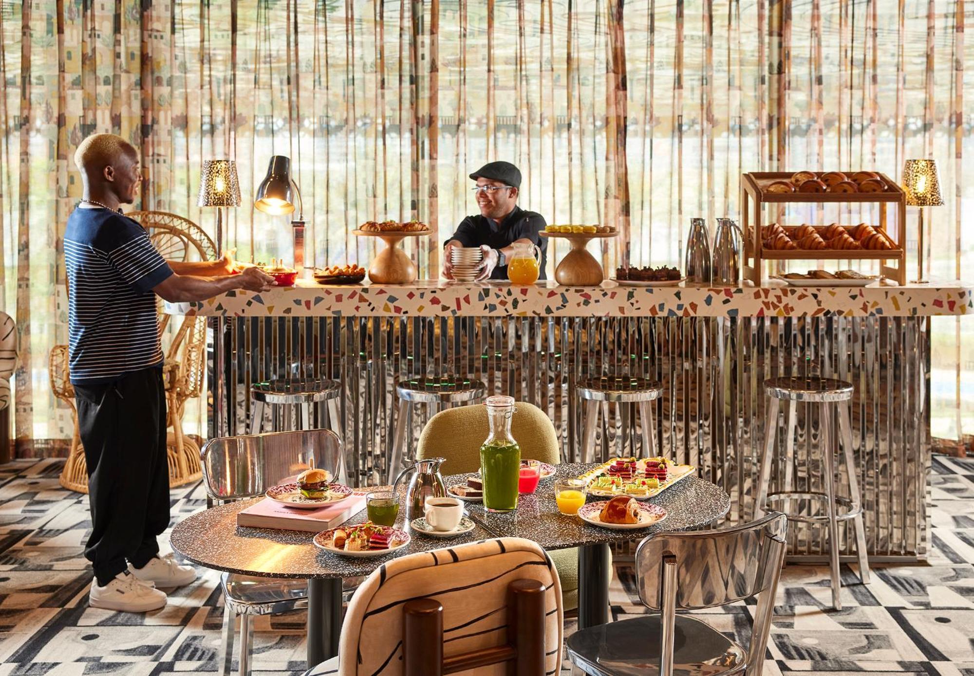 فندق Mama Shelter 4*